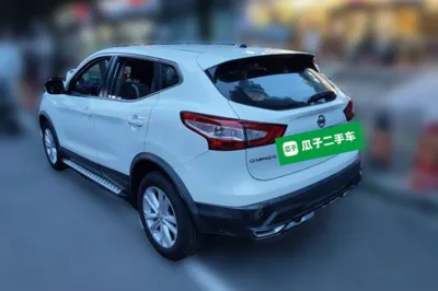 Nissan Qashqai 2016, 93900 км, за 6563 USD