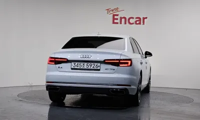 Audi A4 2019, 37317 км, за 12884.04 USD