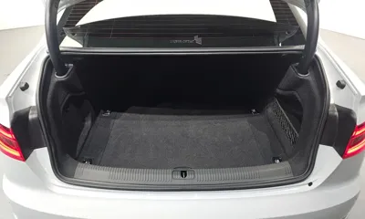 Audi A4 2019, 37317 км, за 12884.04 USD - фото 20