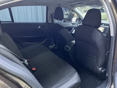 Peugeot 408 2016, 25800 км, за 3796.28 USD - фото 12
