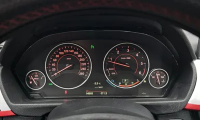 BMW 3-Series 2015, 94685 км, за 7947.01 USD - фото 8