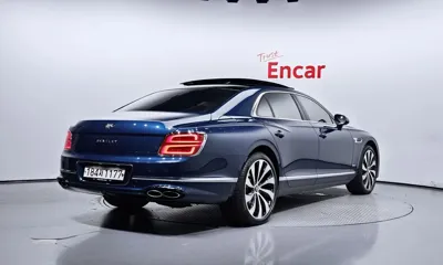 Bentley Flying Spur 2024, 12894 км, за 204162.51 USD
