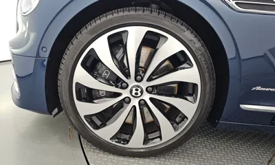 Bentley Flying Spur 2024, 12894 км, за 204162.51 USD