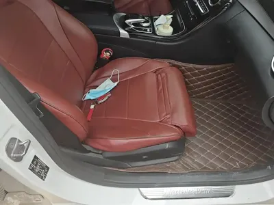 Mercedes-Benz C-Class 2018, 27799 км, за 15574.11 USD - фото 8