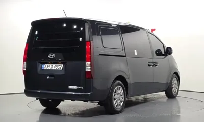 Hyundai Staria 2023, 21657 км, за 14769.59 USD
