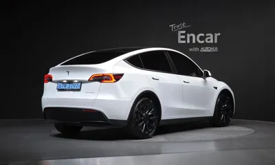 Tesla Model Y 2022, 42024 км, за 31008.24 USD