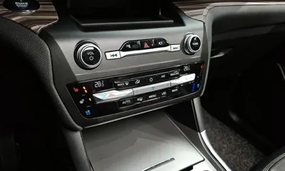 Ford Explorer 2020, 62928 км, за 16848.36 USD - фото 16