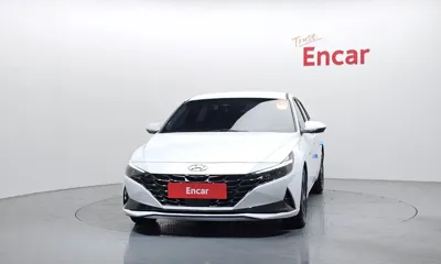 Hyundai Avante 2023, 26604 км, за 12618.92 USD