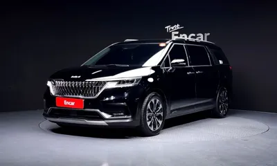 Kia Canival · 2023 год