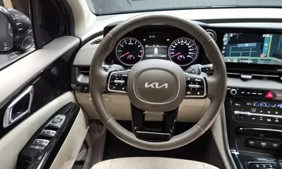 Kia Canival 2023, 56407 км, за 16451.93 USD - фото 13