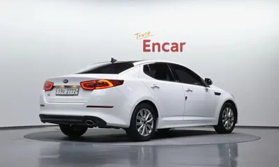 Kia K5 2014, 90380 км, за 5139.22 USD
