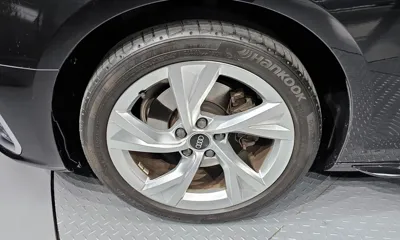 Audi A4 2021, 31543 км, за 21473.4 USD