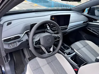 Volkswagen ID.4 Crozz 2023, 40000 км, за 13126.99 USD - фото 7