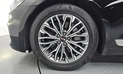 Kia K9 2019, 191394 км, за 9686.01 USD
