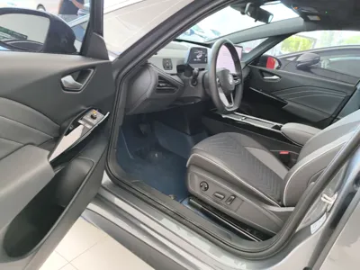 Volkswagen ID.3 2025, 22400 км, за 14817 USD - фото 19