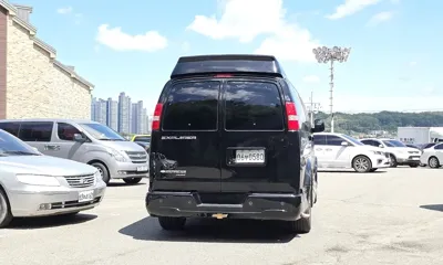Chevrolet Express Van 2016, 127348 км, за 14970.37 USD