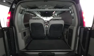 Chevrolet Express Van 2016, 127348 км, за 14970.37 USD - фото 20
