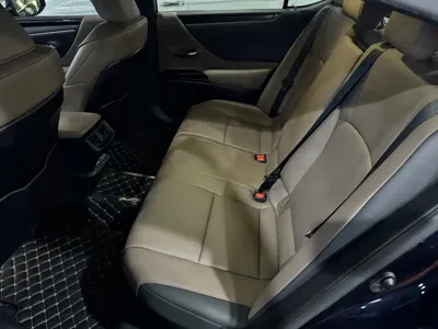 Lexus ES 2023, 38000 км, за 32268.36 USD - фото 6