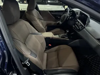 Lexus ES 2023, 38000 км, за 32268.36 USD - фото 7