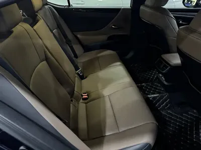 Lexus ES 2023, 38000 км, за 32268.36 USD - фото 8