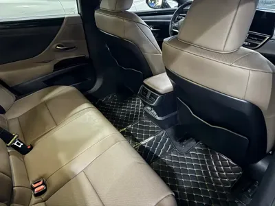 Lexus ES 2023, 38000 км, за 32268.36 USD - фото 9