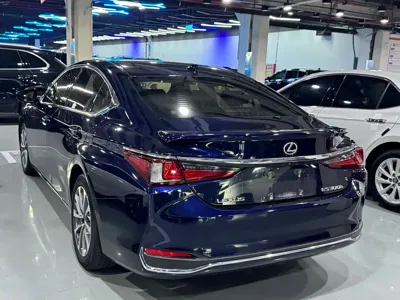 Lexus ES 2023, 38000 км, за 32268.36 USD - фото 17