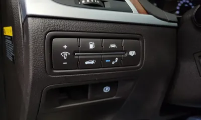 Hyundai Genesis 2015, 152372 км, за 8078.18 USD - фото 13