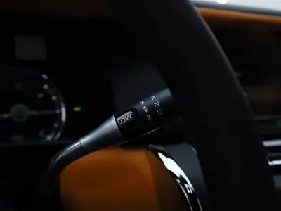 Rolls-Royce Cullinan 2025, 7100 км, за 806341.04 USD - фото 27