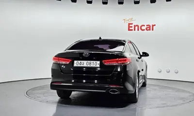 Kia K5 2016, 153884 км, за 5798.05 USD