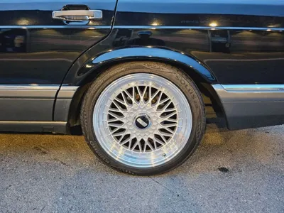Mercedes-Benz SEL/SEC 1989, 267000 км, за 25945.86 USD