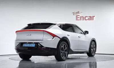 Kia EV6 2023, 25055 км, за 23959.56 USD