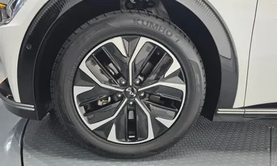 Kia EV6 2023, 25055 км, за 23959.56 USD
