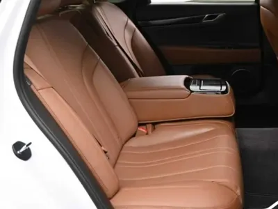Genesis G80 2021, 30000 км, за 23446.27 USD - фото 12
