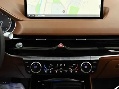 Genesis G80 2021, 30000 км, за 23446.27 USD - фото 14