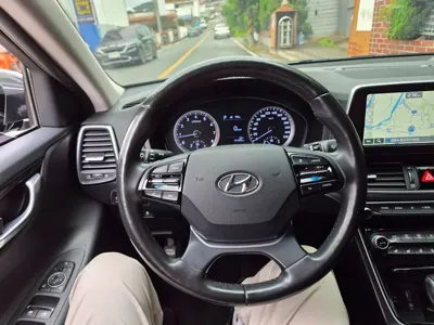 Hyundai Grandeur 2018, 151300 км, за 7687.3 USD - фото 6