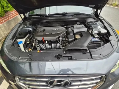 Hyundai Grandeur 2018, 151300 км, за 7687.3 USD - фото 11
