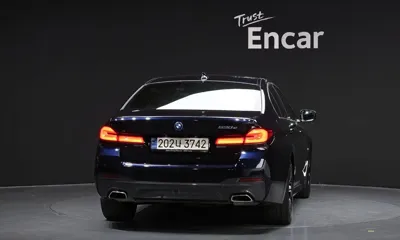 BMW 5-Series 2023, 59063 км, за 26423.82 USD