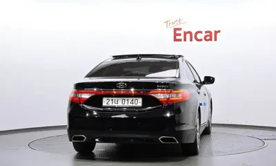 Hyundai Grandeur 2016, 58738 км, за 6863.13 USD