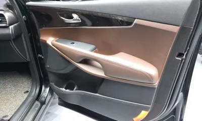 Kia Sorento 2017, 80511 км, за 9839.83 USD - фото 24