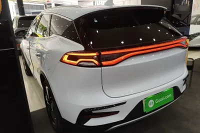 BYD Tang New Energy 2023, 35600 км, за 18054 USD