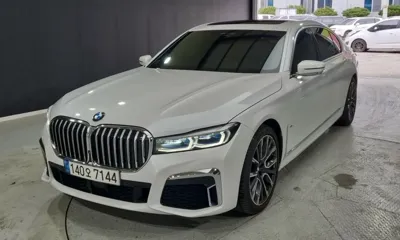 BMW 7-Series · 2021 год
