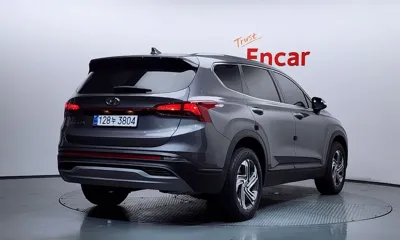 Hyundai Santafe 2022, 118012 км, за 11701.22 USD