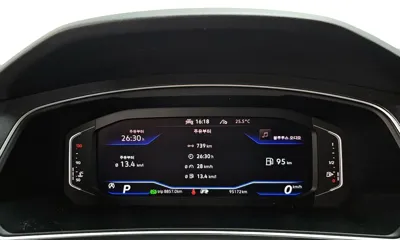Volkswagen Tiguan 2023, 95172 км, за 21995.75 USD - фото 8