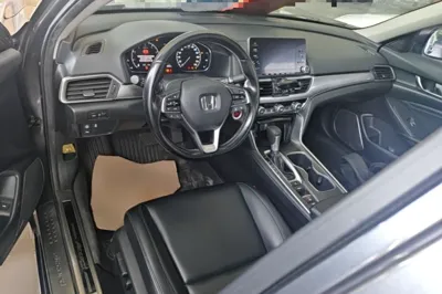 Honda Accord 2018, 98800 км, за 16126 USD - фото 12