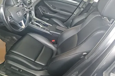 Honda Accord 2018, 98800 км, за 16126 USD - фото 17