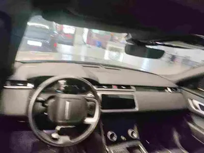 Land Rover Velar 2019, 60000 км, за 24101.95 USD