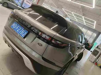 Land Rover Velar 2019, 60000 км, за 24170.19 USD - фото 9