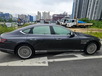 Genesis G80 2021, 34700 км, за 22149.85 USD