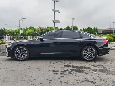 Audi A6L 2024, 41000 км, за 33761.53 USD