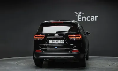 Kia Sorento 2016, 55230 км, за 9904.19 USD